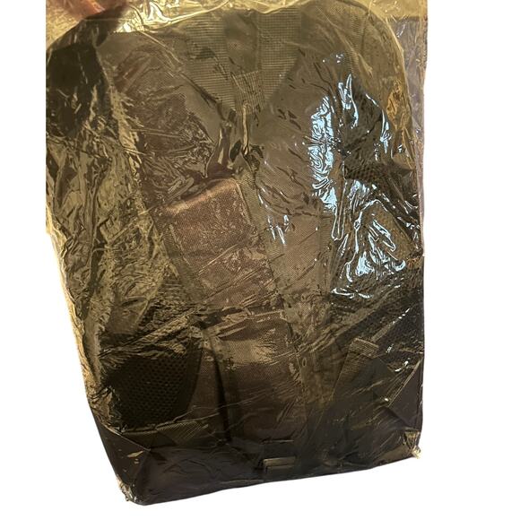 New In Package 15" Green/White Cactus Backpack Pockets Adjustable Straps Zipper - Picture 2 of 2